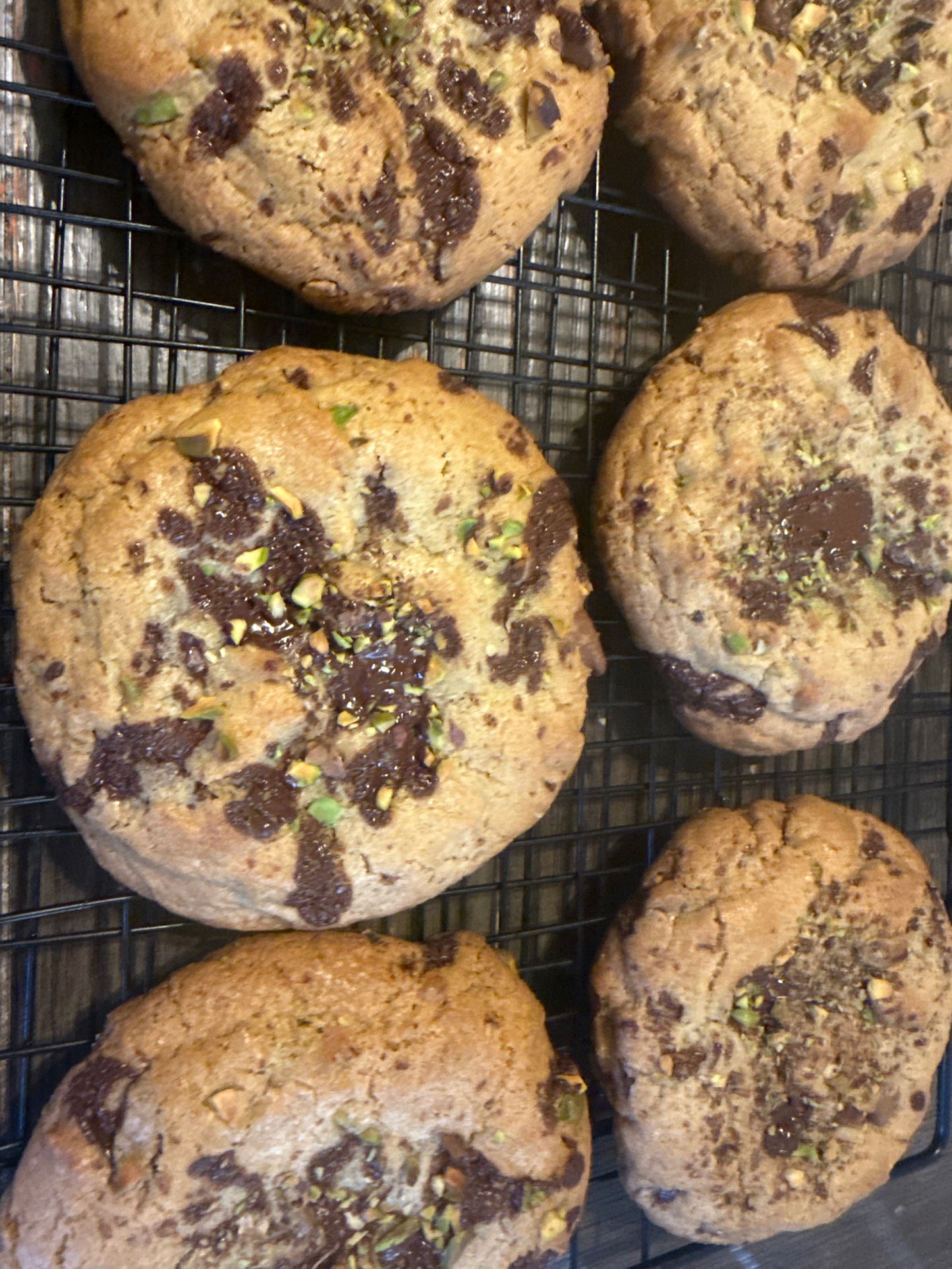 Pistachio Cream Dark Chocolate Chunk Cookue